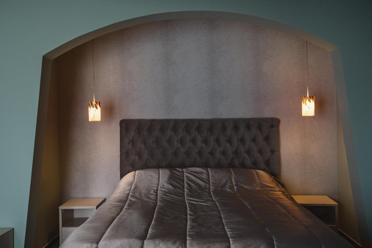 Romantique Veles Hotel エクステリア 写真