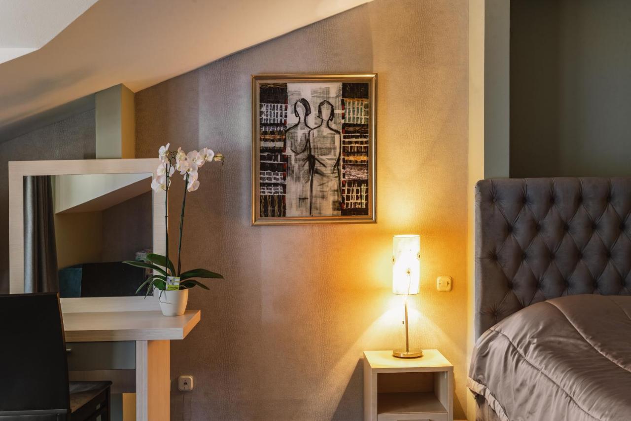 Romantique Veles Hotel エクステリア 写真