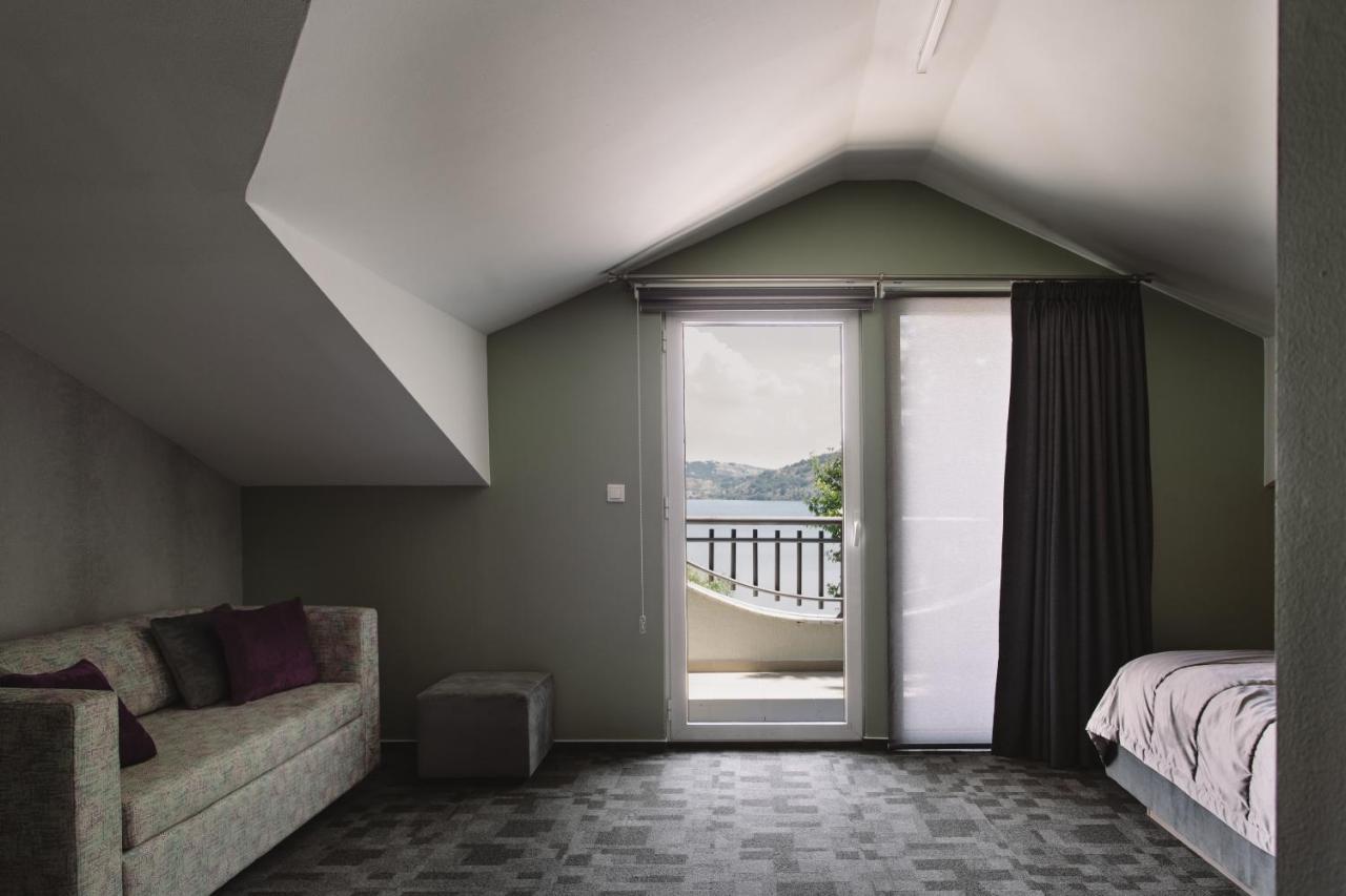 Romantique Veles Hotel エクステリア 写真