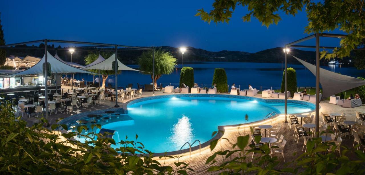 Romantique Veles Hotel エクステリア 写真