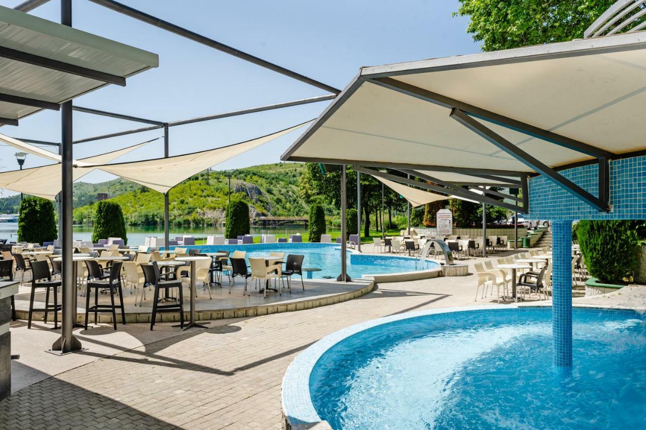 Romantique Veles Hotel エクステリア 写真